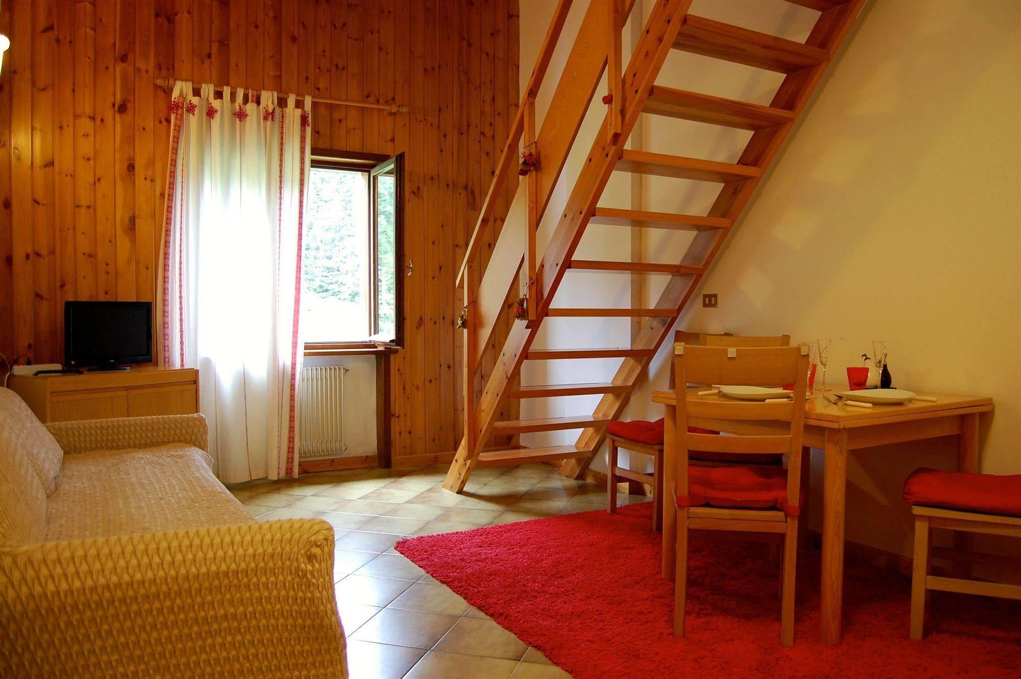 Residence Rododendro Col de San Pellegrino Extérieur photo